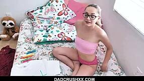 Slut Step Daughter Gives Blowjob For Cash From Daddy