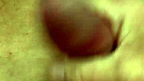 Nakedman15 Close-Up Flashing Mature Pussy Licking Exhibition