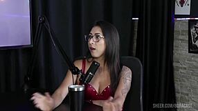 I remember watching the compilations of Luciana Picchi on Bora Cast with Bruna Carlos and Matheus Caetano - part 3 on Sheer Red