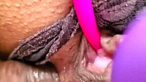 Mi Esposa Cachonda Le Gusta De Todo Y Quiere Trio Con Vibrador