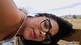 i'm julia de lucia craving cock in my ass, so let's fuck in public