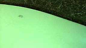 Squeezing stepsister's white booty after long absence jhodez1