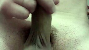 Sweetligthcouple alex jerking off solo with cum release and farting sounds