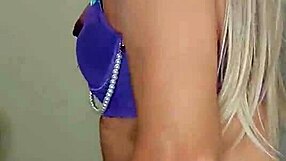 I feel so connected to this linda princesa transexual morada in her crossdressing moments