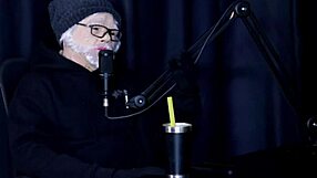 What happens in this naughty interview full of debauchery with Flor de Damiana and Vovô Moai in Porn Cast Brazil part 2?