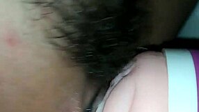 Teen Solo Thủ Dâm Lồn Giả