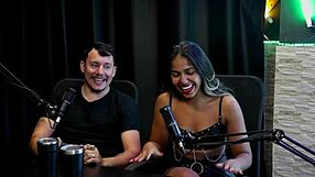 viraram acompanhante era clt teve um cara que nao sabia transar o cliente pesava 200kg e ficou com medo de casal kaliente watch on sheer red