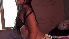 She offers intriguing bisexual instructions in this session