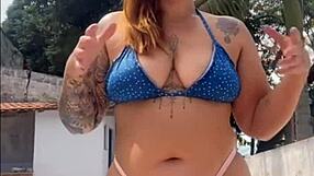 i just stay like this all day with my big pussy flashing when the construction worker is around here