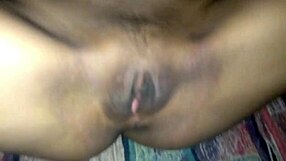 Amateur creampie fills tight shaved wet pussy during intense orgasm