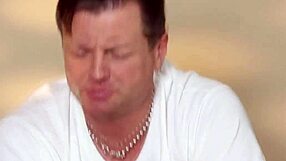 Hottie Booty Rubbed Down with Oil in Hidden Cam Massage Session by Spying Voyeur