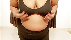 Sexy Indian Girl from Jharkhand Shows Off Her Charm and Style