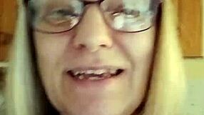 Shh, had to stay quiet while daring orgasm next to mummy