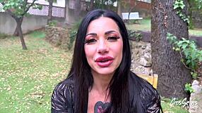 priscilla et ashley deux bombes atomiques se partagent une queue