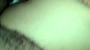 An Argentinian woman loves to close her legs in various everyday situations with graceful movements