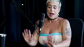 milf pega cara broxado no publico misto e ja ta com raiva escolhe bem just joana em sheer red