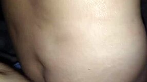 कर्वी इबोनी बॉस बाथरूम में ट्यूशन स्टूडेंट की मोटी चूत उंगली करती इबोनी चूत