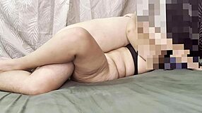 Mexican babe gets paintbrush soak female orgasm rush on dual cams homemade