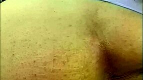 मोटी पेंडेजा कुतिया भाग 2 में कम मांग रही