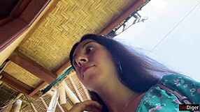 She cumwalks cafe eating sperm carbonara pasta