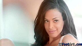 hey babe that footjob had him cumming all over her sexy feet... nice tug right?