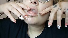 Meet the fresh fetish queen dominating daddy play