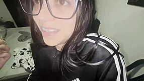 I meet estefani the beautiful colombian neighbor with curves