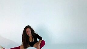 Anna Ocean bends flexible gymnast body stretches small tits pussy in gym workout