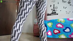 wanna see this shy big ass fitness model squat in tight leggings at gym?