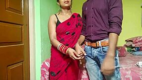 BANGLADESHİ BENGALİ HOUSEWIFE POUNDED HARD BY TAX OFFICER AT WORK