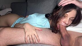 हॉर्नी छोटी नर्ड कपल की बड़े लंड वाली क्रिम्पाई चुदाई