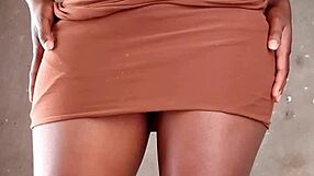 african beauty shakes her thick ass in raw hardcore action