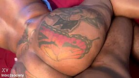 कंट्री मिल्फ ने मोटा काला लंड की क्रेविंग छुपाई