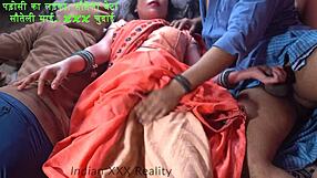 सौतेली माँ गंदी हिंदी बातें फुसफुसाती गीली इंडियन चूत गहराई से चुदाई