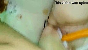 rebolando nessa pica dura do bbc com a loira peituda