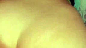 homemade big ass lady begs papi to fuck her hard from behind