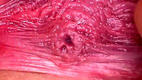 oh god i'm the hot slut fingering my pussy sooo hardcore wet!!