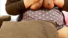 wanna fuck this sexy indian babe with natural tits bouncing?