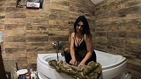 Milfycalla Pees In Bathtub Wearing Fur Coat And Pantyhose