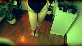 hey this seductive redhead gives amazing pov cock suck