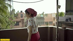 हॉट इंडियन 18+ लड़की टाइट चूत में मॉन्स्टर लंड से जोरदार चुदाई