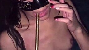 chamei o casal pra foder a mulher dele enquanto ele assiste