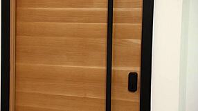 Sexy Jennifer White Rubs Big Boobs on Seth Gamble in Nuru Massage!