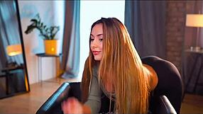 Skinny Webcam Whore Shows Off Amazing Yoga Body Flexibility