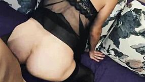 i luv fuckin that graceful slim milf in fishnets