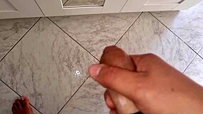 APRI LA BOCCA E BEVI LA MIA SBORRA TROIA!! dirty talk italiano sborrata on sexy t-shirt guy