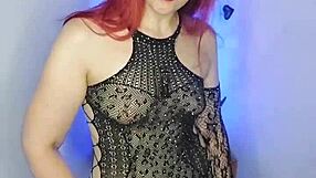 mi padrastro me folla rudo en perrito y me humilla con joi mientras juego con mi concha