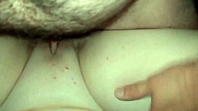 wife craves stranger creampie deep in her pussy