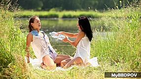 Lexi Dona rams Jenny Appach's tight asshole outdoors before fingering her to orgasm in 4K!