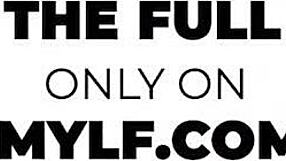 Hey bffs, these horny teen bridemaids turn wedding into wild group orgy 🔥💦👰